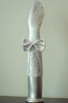 Merveilleux taffetas avec bowknot blanc gants de mariée modestes