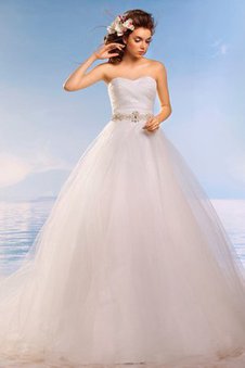 Robe de mariée naturel de traîne moyenne en tulle jusqu'au sol col en forme de cœur