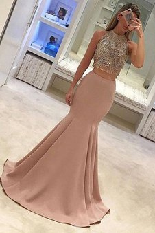 Robe de bal en satin de sirène avec perle joli naturel