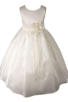 Robe de cortège enfant naturel jusqu'au sol avec fleurs avec perle ligne a