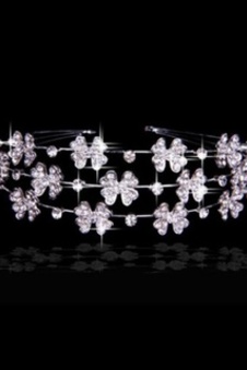 Spécial eye catching luxe avec des bijoux en cristal nuptiale