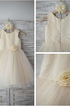 Robe de cortège enfant naturel ligne a avec fleurs avec sans manches textile en tulle