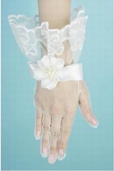 Tulle floral blanc chic | gants de mariée modernes distinctif