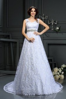 Robe de mariée en satin de princesse fermeutre eclair de traîne moyenne v encolure