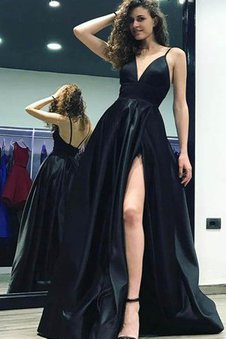 Robe de bal romantique plissage fermeutre eclair fendu latérale bandouliere spaghetti