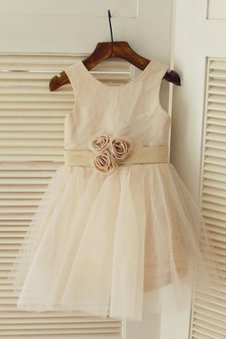 Robe de cortège enfant naturel ceinture fermeutre eclair textile en tulle de princesse