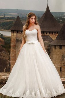 Robe de mariée naturel avec lacets en tulle col en forme de cœur longueur au ras du sol