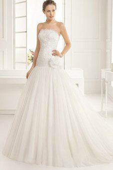 Robe de mariée mode festonné longue de bustier de traîne courte