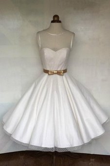 Robe de mariée col ras du cou ligne a ceinture en étoffe en tulle avec zip