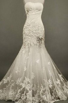 Robe de mariée en chiffon manche nulle en dentelle de sirène col en forme de cœur