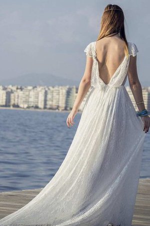 Robe de mariée a-ligne sans dos avec décoration dentelle decoration en fleur en plage