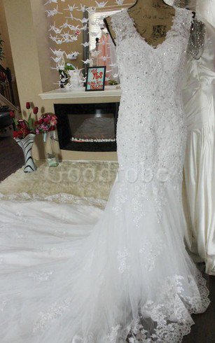 Robe de mariée sexy naturel de col en v avec décoration dentelle avec zip