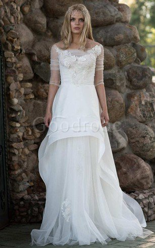 Robe de mariée vintage à la mode avec fleurs boutonné d'epaule ajourée