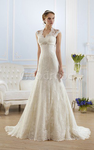 Robe de mariée luxueux decoration en fleur de traîne moyenne en dentelle a-ligne