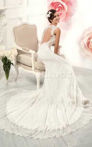 Robe de mariée distinguee plissage romantique de col bateau de fourreau