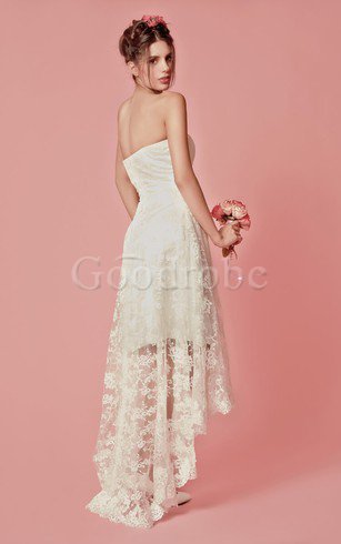 Robe de mariée romantique charmeuse haut bas avec zip avec décoration dentelle