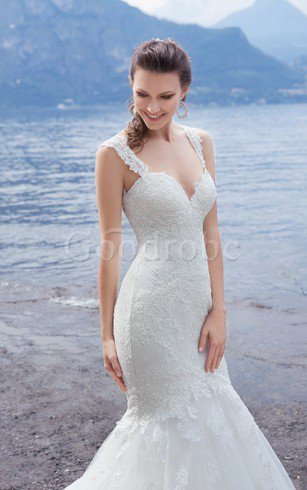 Robe de mariée naturel de sirène appliques de traîne courte en dentelle