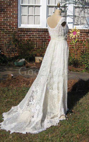 Robe de mariée longue delicat exceptionnel avec manche courte de col en v