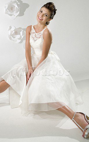 Robe de mariée classique ligne a en organza manche nulle avec ruban