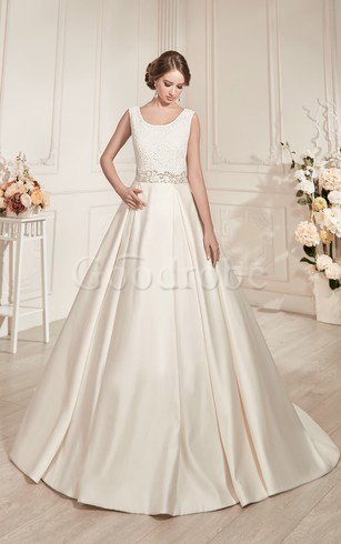 Robe de mariée vintage en satin col u profond ligne a avec perle