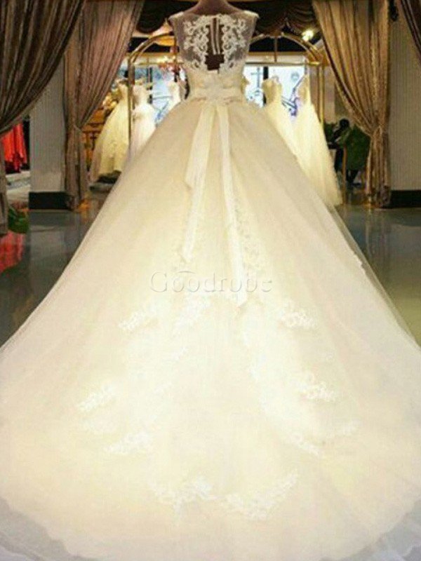 Robe de mariée de mode de bal appliques splendide avec ruban naturel