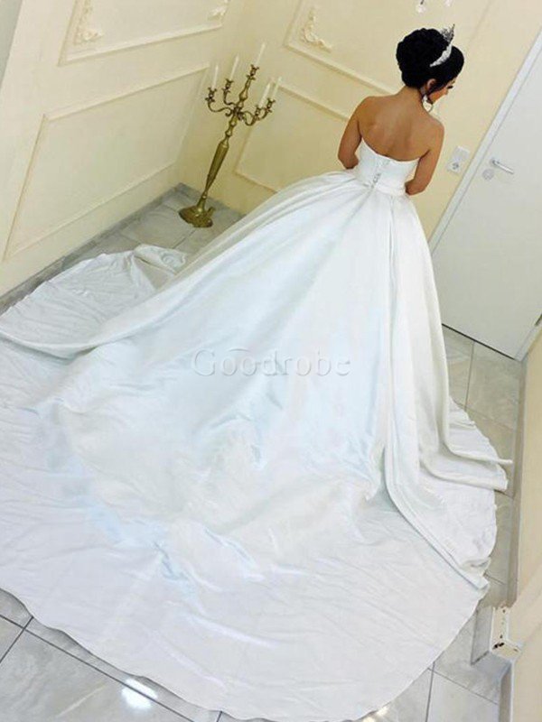 Robe de mariée avec sans manches de mode de bal délicat ceinture naturel