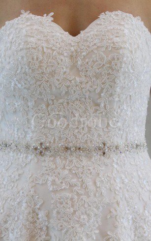 Robe de mariée naturel col en forme de cœur avec perle textile en tulle jusqu'au sol