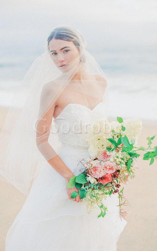 Robe de mariée avec fleurs col en forme de cœur ligne a avec sans manches en organza