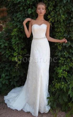 Robe de mariée naturel longue en dentelle de traîne moyenne en forme
